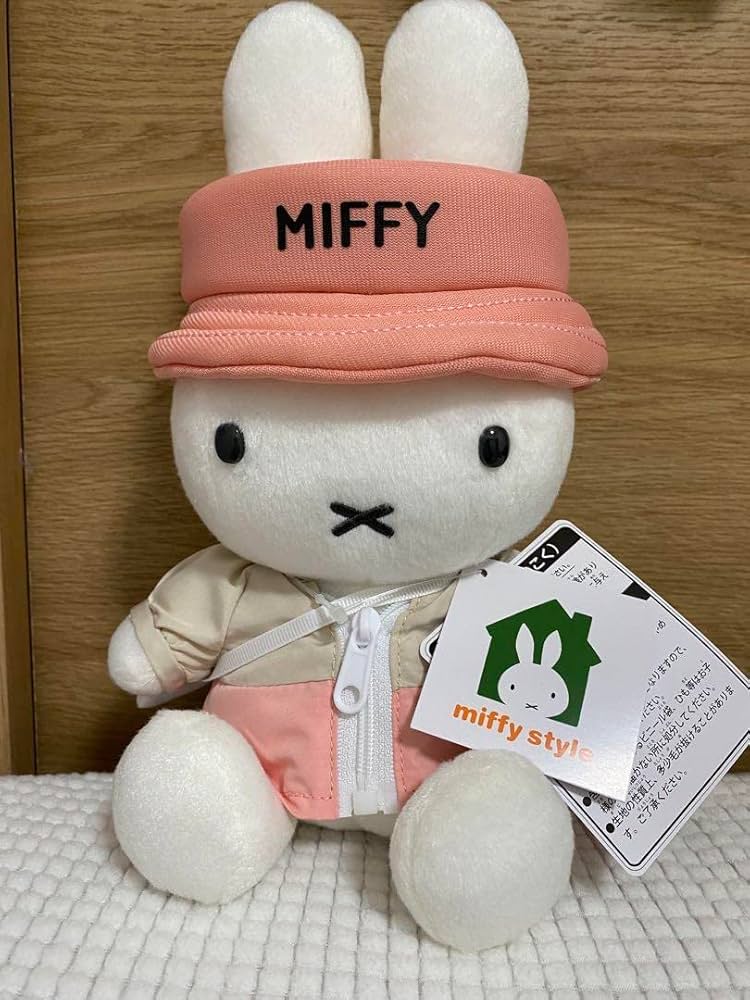 ミッフィースタイル　限定 アウトドア ミッフィー ぬいぐるみ Amazon.co.jp: ミッフィースタイル限定 アウトドアミッフィー